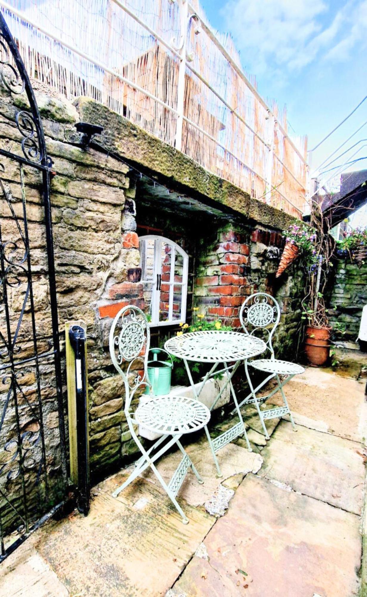The Old Wash Kitchen - Charming Character Cottage In Holmfirth, Yorkshire Eksteriør billede